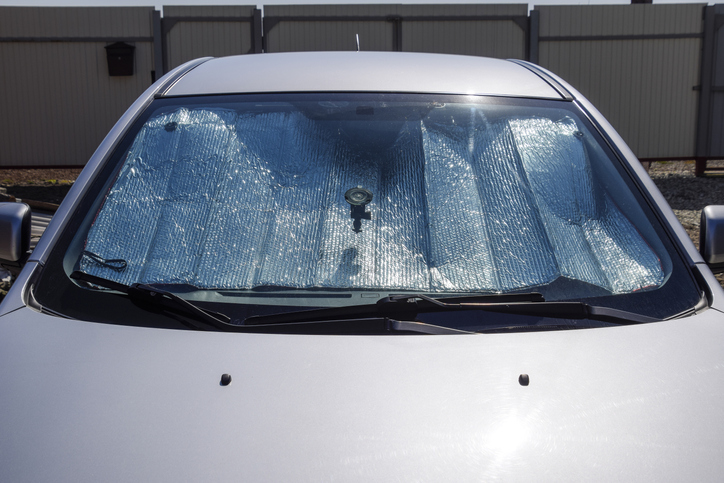 ADVANTAGES OF USING A WINDSHIELD COVER
