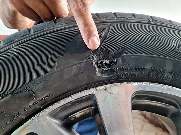 5 Reasons Sidewall Tire Repairs Don’t Hold Up